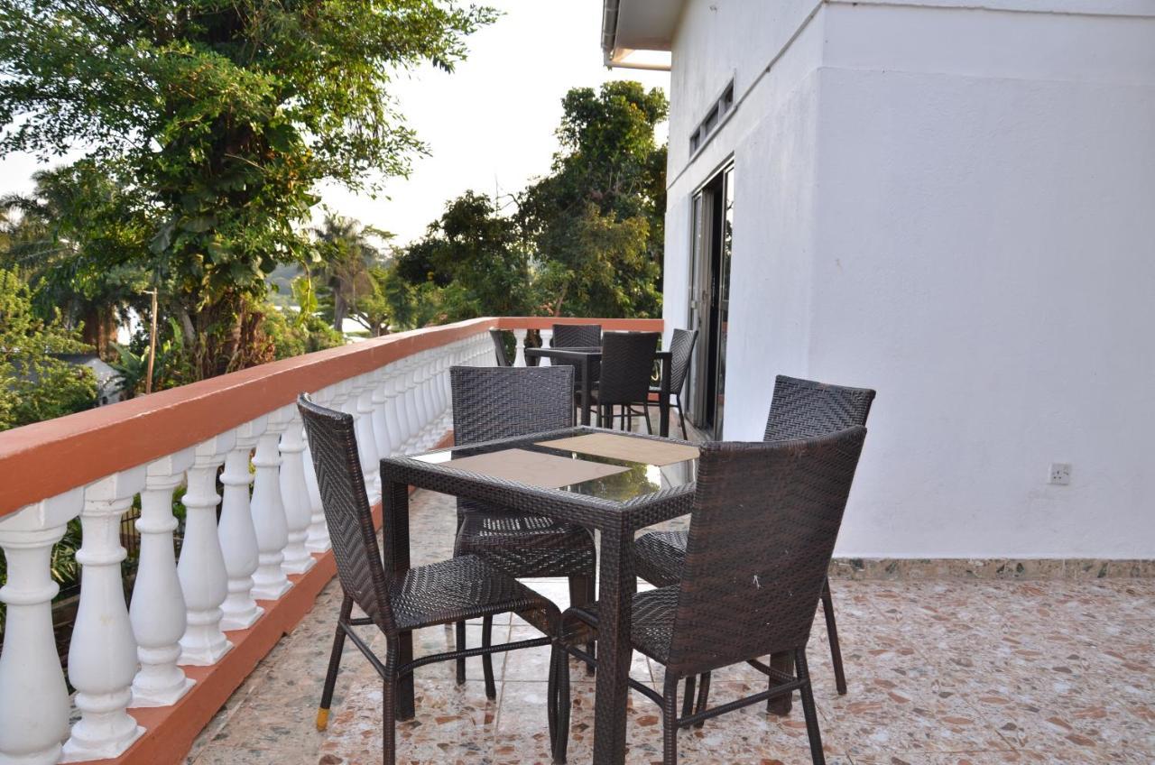 La Feve Beach Bed And Breakfast Hotel Entebbe Exterior photo